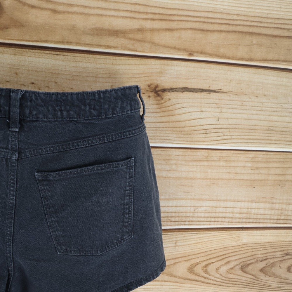 Universal Thread Vintage Jean Shorts Womens 12 Gray Denim High Rise Pockets - Picture 3 of 8